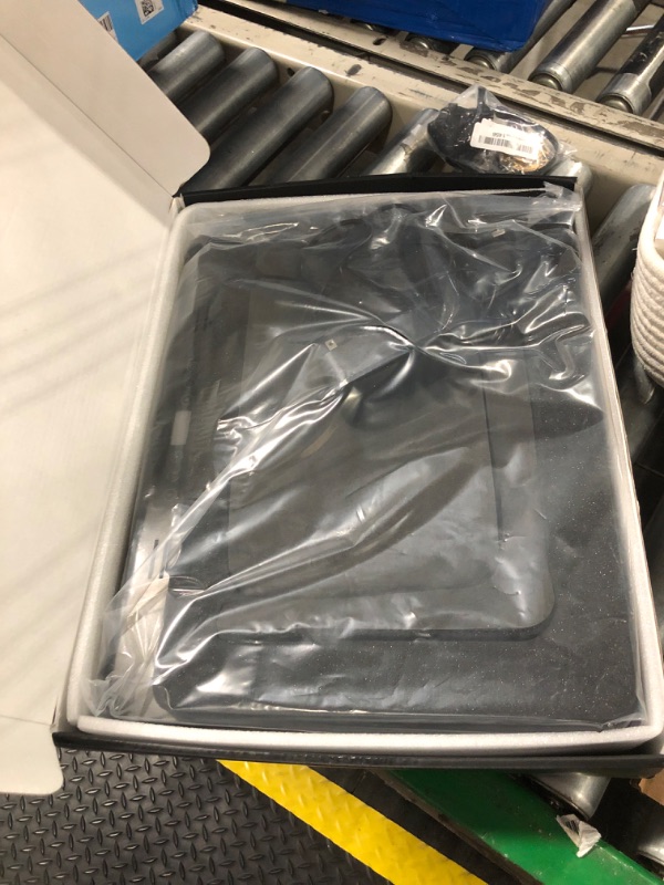 Photo 1 of ***missing cord***
IETS GT600 RGB Laptop Cooling Pad Equipped with Gigantic Turbo-Fan?5.5inch Diameter?,Sealed Foam for Rapid Cooling Gaming Laptop,14.1-19.3 inch Laptop Cooler with 3-Port USB Hub,Dust Filter. 