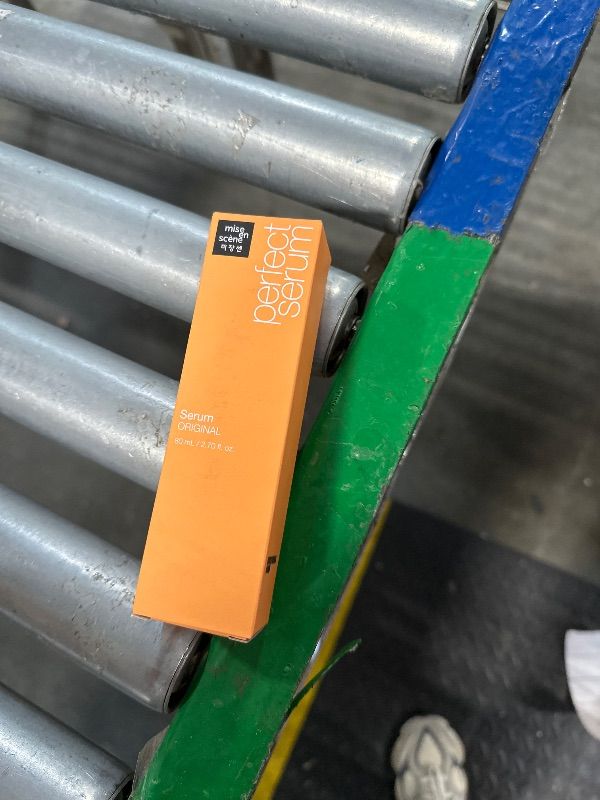 Photo 1 of Mise En Scene PerfectSerum Original - HairOil for Frizzy & Dry, Hydration and Nutrition Hairy Essence for Damage Care, Korean HairCare Product, Hair Serum 2.71 Fl. Oz.
