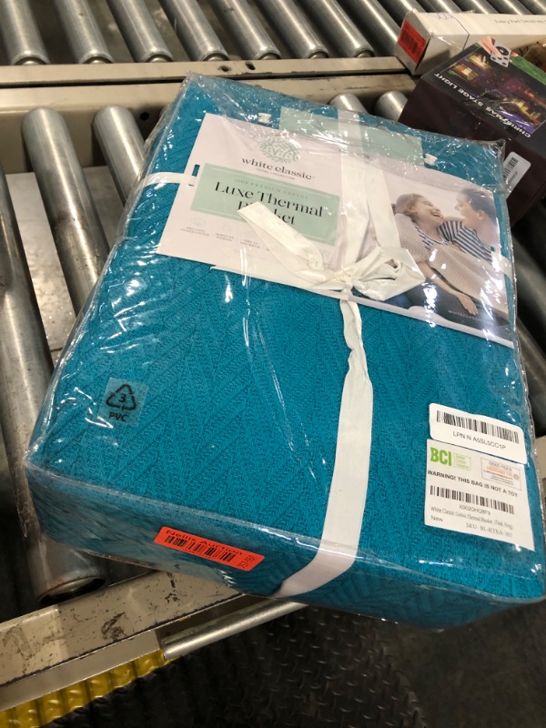 Photo 1 of ***TEAL*** White Classic King Size Blankets for Bed, 100% Cotton Blanket Soft and Breathable, 410Gsm Waffle Lightweight Summer Blanket 108x90 Inches Beige
