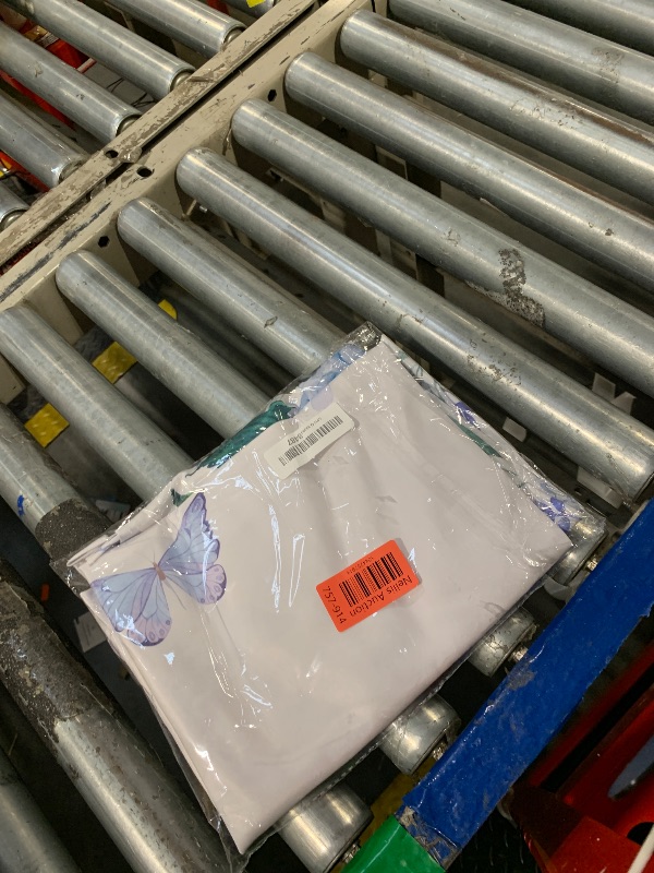 Photo 1 of Round Tablecloth 70inch Floral Table Cloth,Colorful Tablecloth Polyester Waterproof Stain Wrinkle Free,Circle tablecloth Indoor and Outdoor Table Cover For Home Kitchen Dining Party Patio Decor