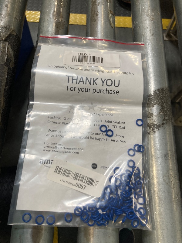 Photo 1 of 010 Fluorosilicone O-Ring, 70A Durometer, Blue, 1/4" ID, 3/8" OD, 1/16" Width (Pack of 100)
