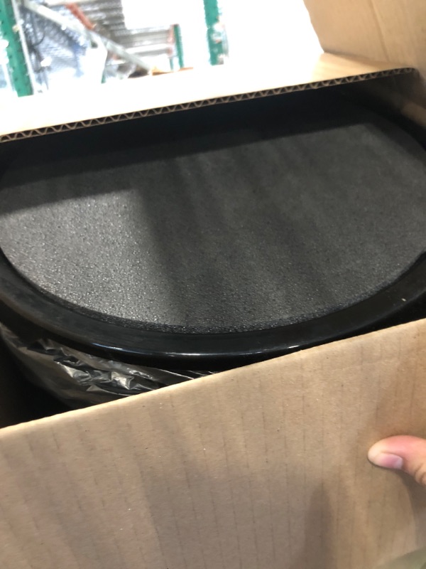 Photo 1 of 6 gallon bucket