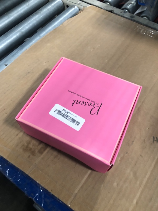 Photo 1 of Hair Topper Short Bob Toppers with Bangs Side Part Toppers for Women with Thinning Hair Full Coverage Perfect for Daily Use, Styling, Cosplay, Changing Hairstyle, Boosting Confidence