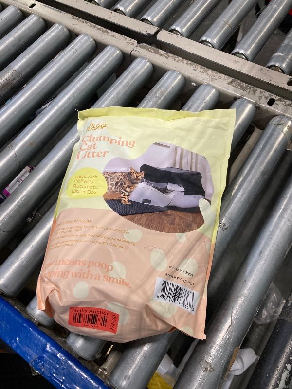 Photo 1 of Cat Litter