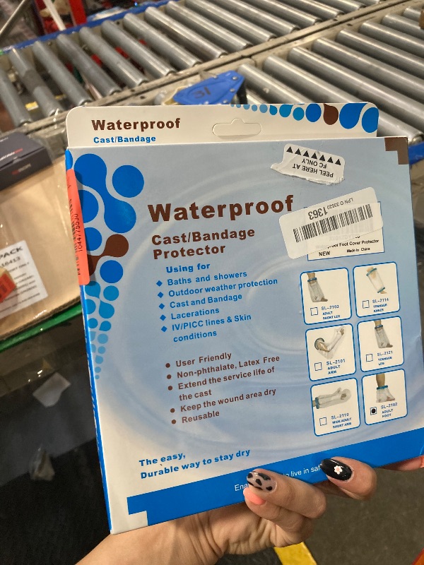 Photo 1 of 100% Waterproof Foot Cast Cover Wound Protector for Shower Bath, Watertight Cast Bag Covers for Broken Surgery Foot, Wound and Burns - Reusable [2025 Upgrade]