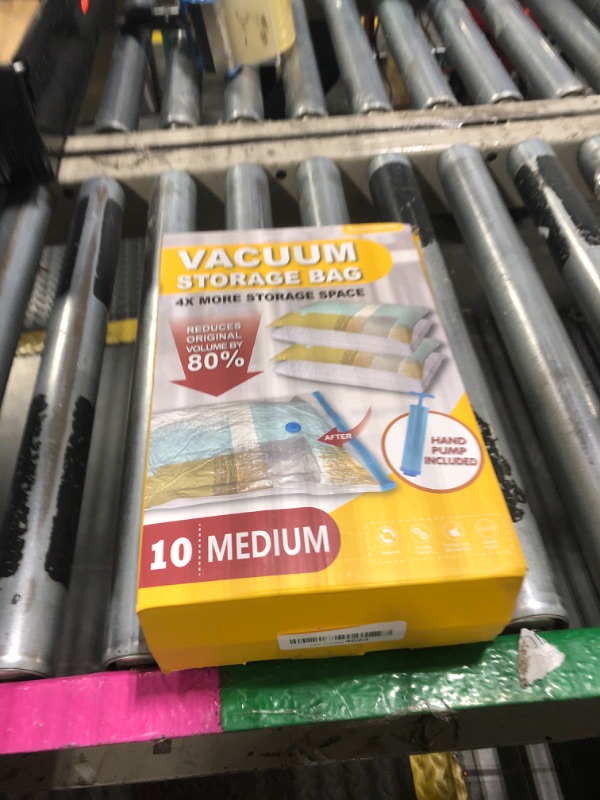 Photo 1 of 10 Medium Vaccum Storage Bags, Space Saver Vacuum Storage Bags Medium, Space Bags, Vacuum Seal Bags for Clothes with Travel Hand Pump