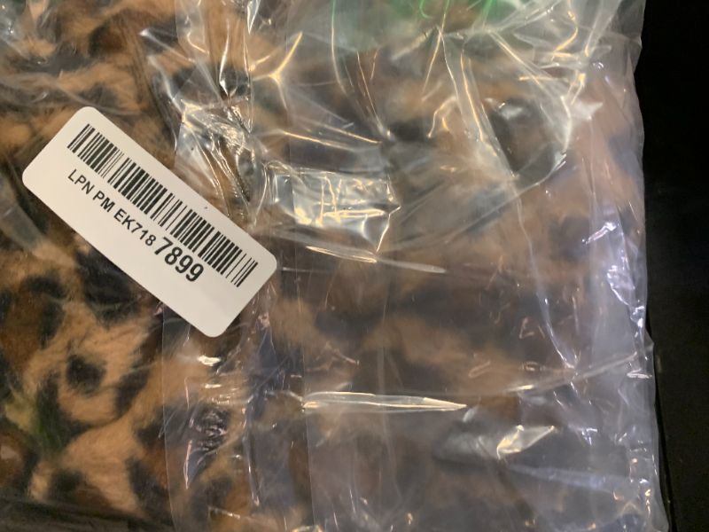 Photo 1 of Weewooday Leopard Print Clutch Handbag Plush Faux Fur Tote Bag Women's Fuzzy Tote Bag for Winter (Large)