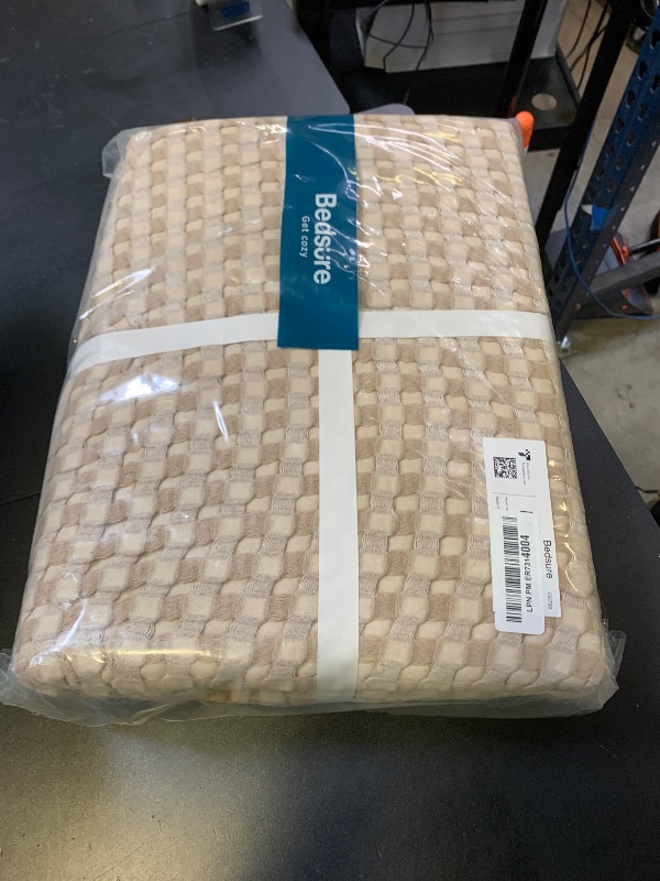 Photo 1 of Bedsure Cooling Cotton Waffle Oversized King Blanket - Lightweight Breathable Blankets Rayon Derived from Bamboo for Hot Sleepers, Luxury Throws for Bed and Sofa, Taupe, 120x96 Inches