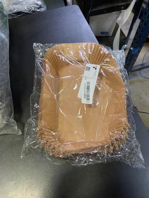 Photo 1 of 100 Pcs Loaf Pan Liners for Baking Bread 9x5 Inch, Non-Stick Pre Formed Parchment Paper for Bread Pan, Ideal Disposable Loaf Breads Liners for Baking Toast, Cakes, Banana Breads, Brown