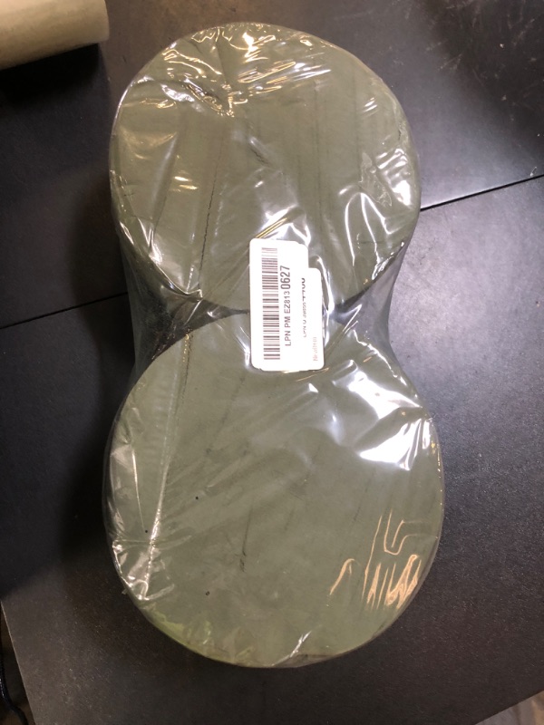 Photo 1 of 2 Pcs Floral Foam Tree Cones, Large Size 12.59 x 3.93 Inches Green Dry & Wet Flower Foam for Christmas DIY Crafts, Florist Foam for Xmas, Wedding, Birthdays, Party Decor