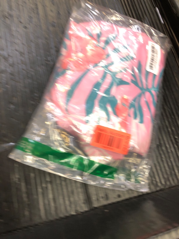 Photo 1 of Cromoncent Matching Hawaiian Outfits for Family, Dad and Son Matching Luau Beach Tropical Shirts Mommy Daughter Tropical Sets?Hawaiian Shirt?Flower Pink,3X-Large