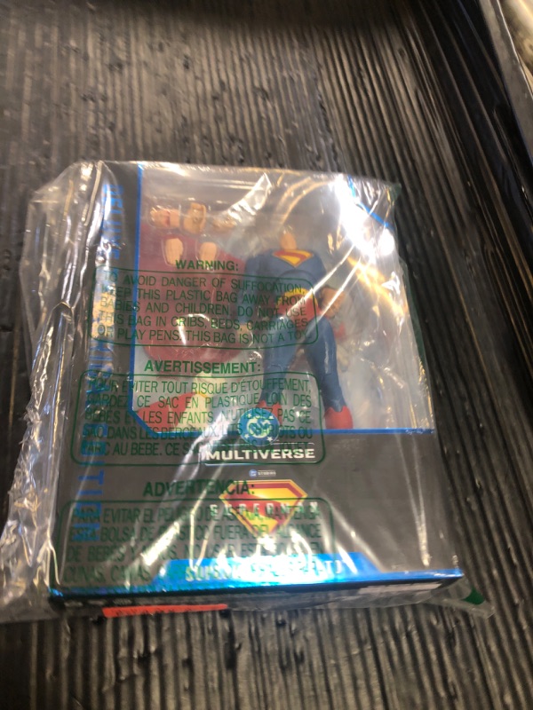 Photo 1 of McFarlane Toys DC Theatrical Deluxe 7in WV1 - Superman with Krypto (Superman Movie)