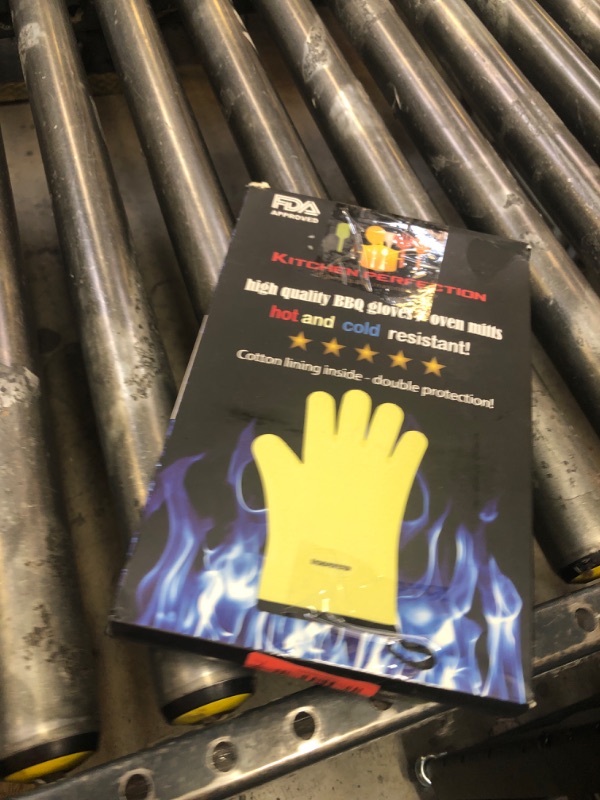 Photo 1 of KITCHEN PERFECTION Silicone Smoker Oven Gloves For Women -Extreme Heat Resistant BBQ Gloves -Handle Hot Food Right on Your Smoker Grill Fryer|Waterproof Oven Mitts Grill Gloves |Superior Set+3 Bonuses