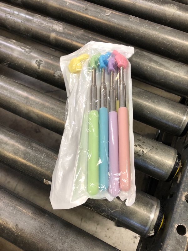 Photo 1 of Extendable Teacher Pointer - Versatile, Adjustable, Ergonomic Teaching Aid & Presentation Tool for Classroom & Meetings?5 Color?