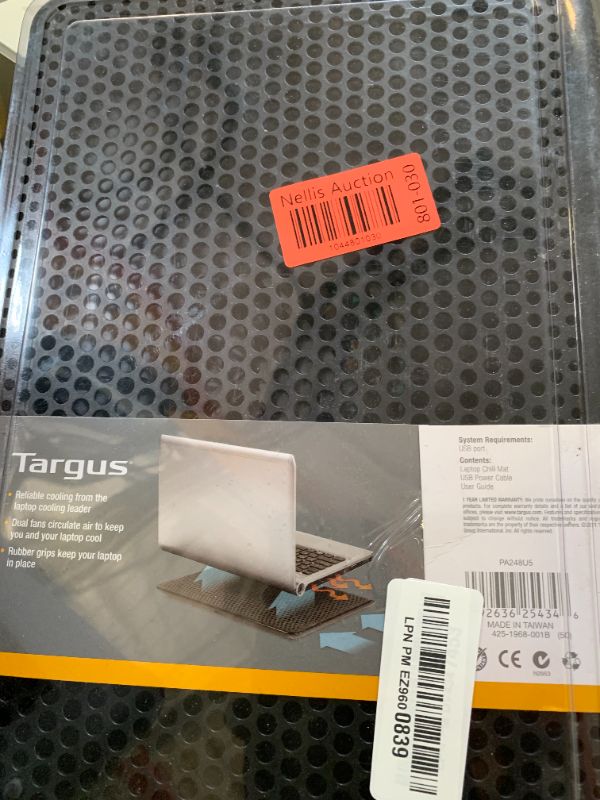 Photo 1 of Targus Chill Mat for up to 16-Inch Laptop, Black (PA248U5)