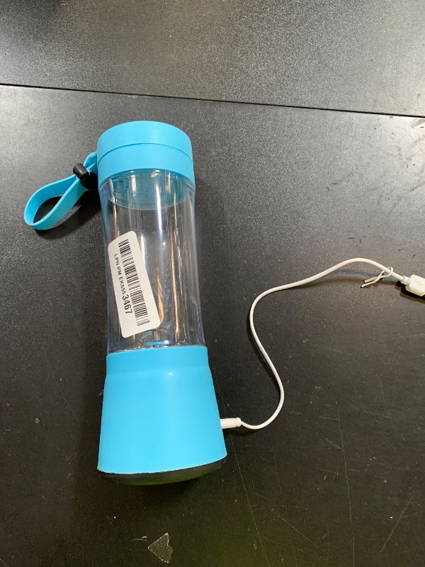 Photo 1 of Cordless Portable Personal Size Blender - Mini Blender Make Smoothies and Shakes, 380Ml BPA Free Travel Cup, Powerful Blending Suit in Office/Home/Gym