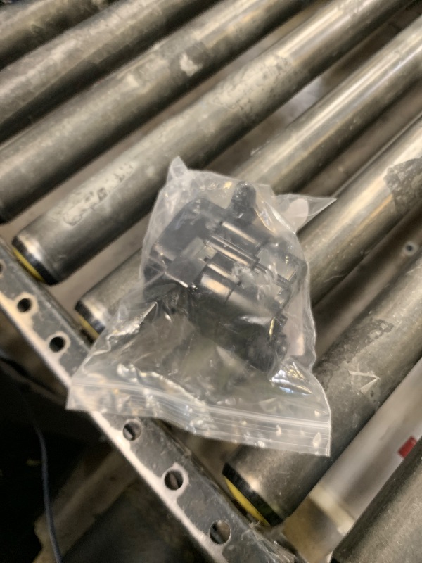 Photo 1 of Ussuray R0524800 Side B Direction Control Device Fits for Baracuda MX8 / MX8 Elite / MX6 / MX6 Elite Pool Cleaner