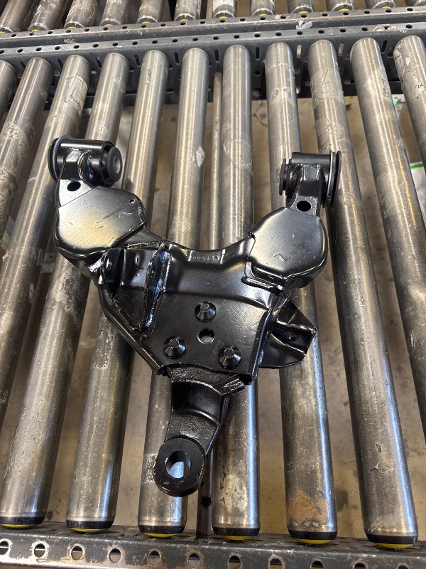 Photo 1 of TRQ Front Left Lower Control Arm Drivers Side Compatible with 2004-2007 Toyota Sequoia 2004-2006 Tundra