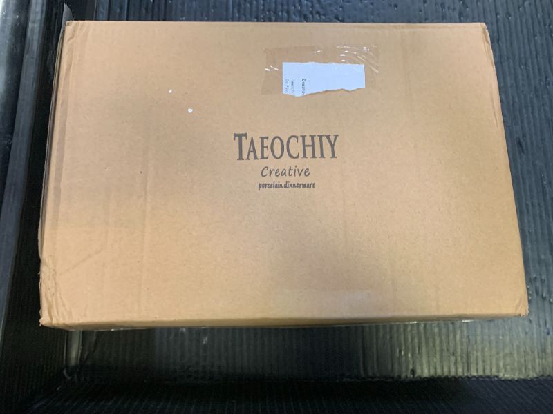 Photo 1 of Taeochiy 16" Large Serving Platter - Oval Large Serving Tray, Ceramic Turkey Platters, White Platters for Serving Food, Appetizers, Entertaining, Party, Set of 2