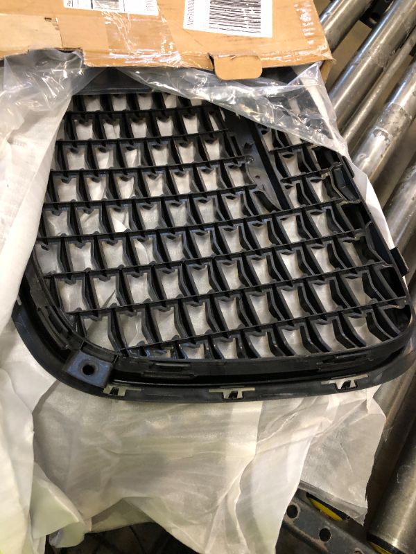Photo 1 of VLINCAR Front Grille Assembly Compatible with Chrysler 300C SRT 2015 2016 2017 2018 2019 2020 2021 2022 Replacement Front Bumper Grill 5SW18DX8AD CH1200393