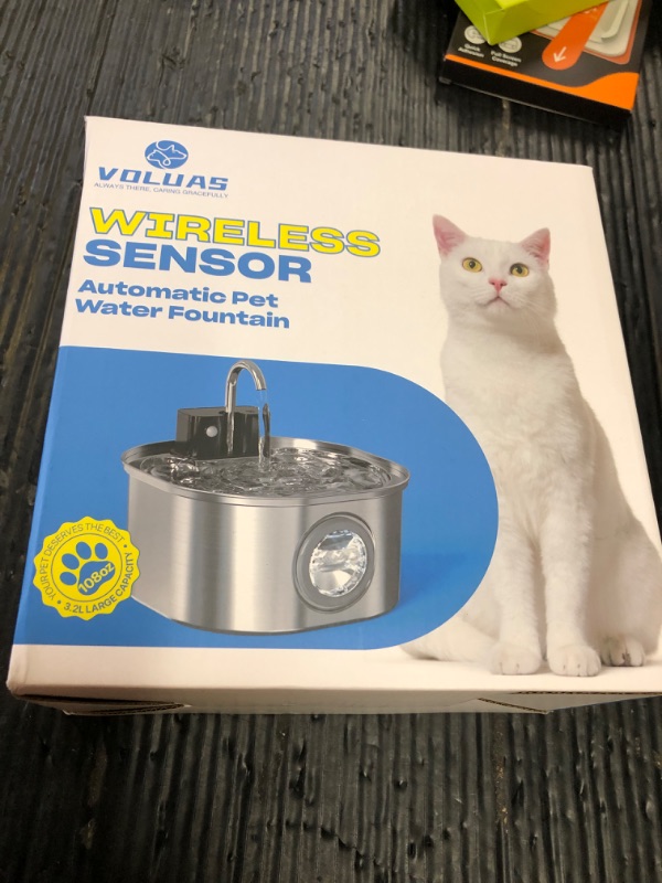 Photo 1 of Wireless Sensor Automatic Pet Water Fountain