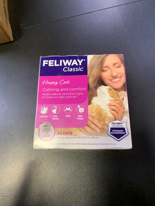 Photo 1 of FELIWAY Classic 30 Day Cat Calming Plug In Pheromone Diffuser Starter Kit, 48ml - Helps Reduce Common Signs of Stress in Cats & Kittens, Enhanced Calming