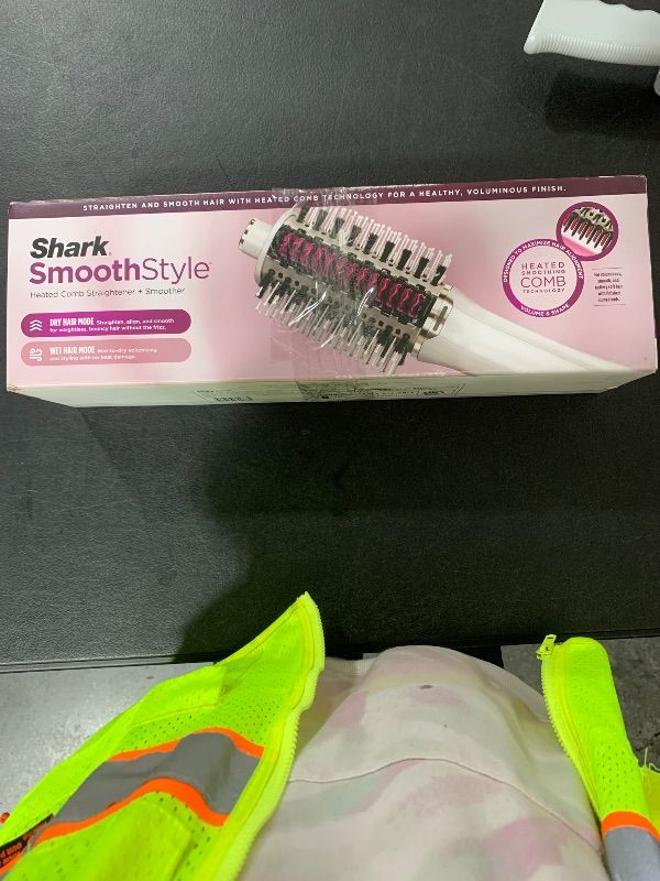Photo 1 of Shark HT202 SmoothStyle Heated Comb + Blow Dryer Brush, Dual Mode, for All Hair Types, Silk