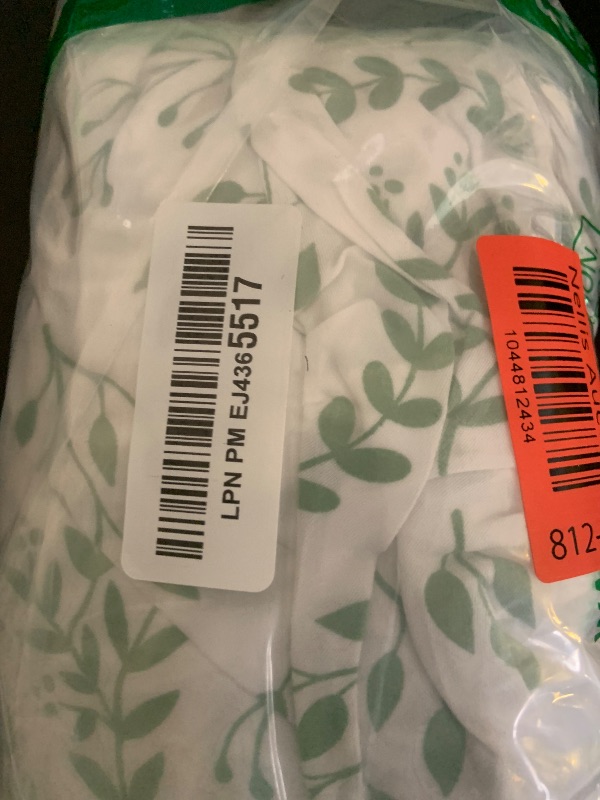 Photo 1 of Yoofoss Baby Crib Sheets for Boys Girls, Fitted Crib Sheet 2 Pack for Standard Crib and Toddler Mattress, Super Soft Microfiber Baby Sheet 28x52x8in(Green+Leaf)