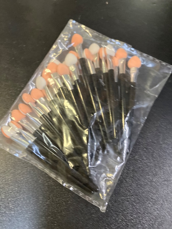Photo 1 of 24 Pcs Sponge Applicators,Small Sponge Painting Brushes Detailed Ink Paints Blending Brushes for Pastel Artist Painting Pastels, DIY Scrapbooking Cards Making