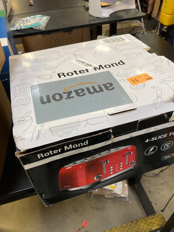 Photo 1 of Roter Mond 4 Slice Toaster Retro Stainless Steel with Bagel Defrost Cancel Function, 6 Browning Settings, Extre Wide Slot and Removable Crumb Tray, White, ST033