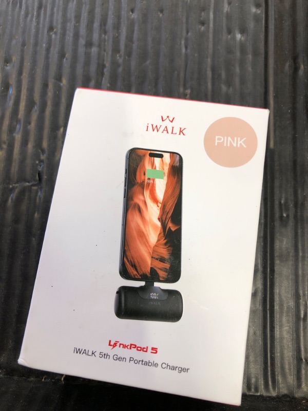 Photo 1 of iWALK LinkPod 5 | 5500mAh, 22.5W USB-C Portable Charger