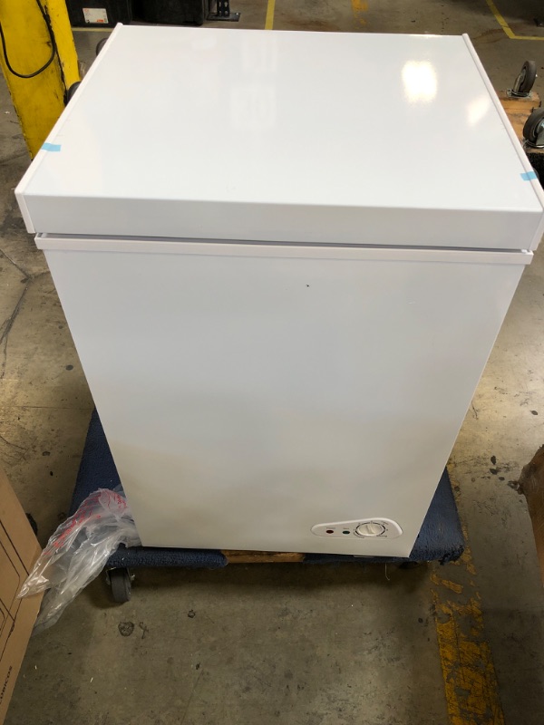 Photo 1 of 5.0 Cu.Ft Chest Freezer with Removable Basket, Deep Freezer with 6 Adjustable Temperature & Removable Baskets, Top Open Door Compact Freezer for Home, Apartments, White