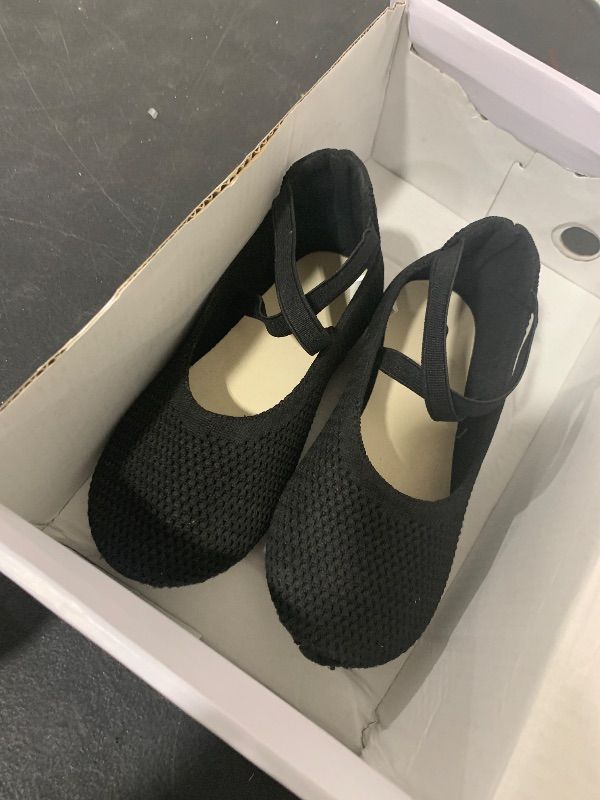 Photo 1 of DREAM PAIRS Girls Mary Jane Dress Shoes Chunky Platform School Uniform Shoes T-Strap Oxfords Loafers Star Flats,Size 2 Little Kid,Black,SDFL2421K