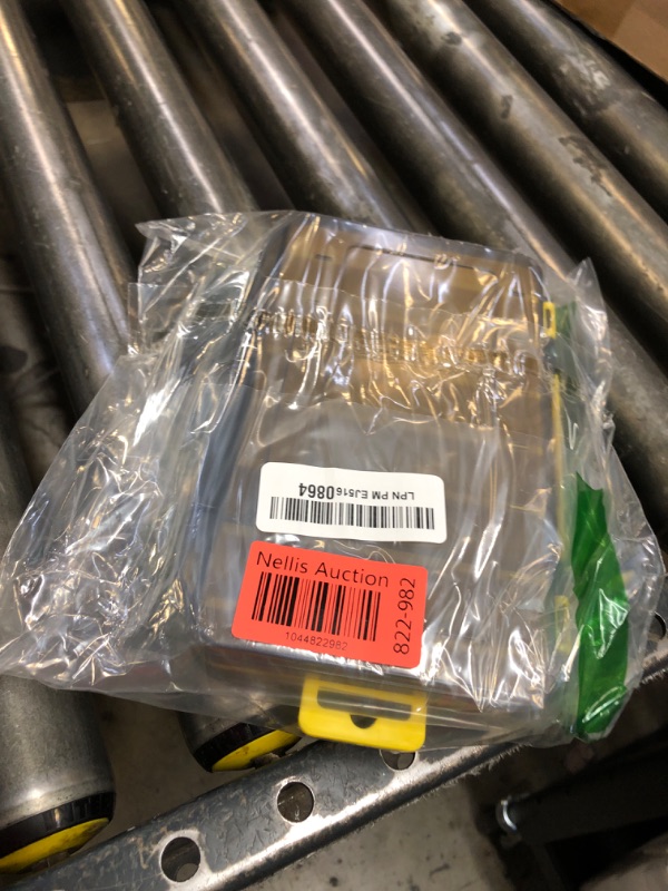 Photo 1 of V-groove double-sided fast drainage hard bait portable plastic storage box?14 Slots (Y1420)