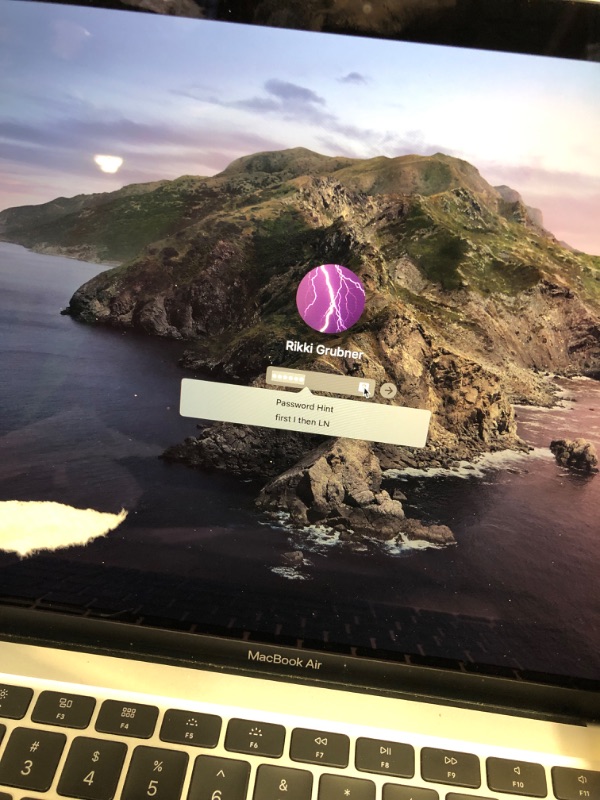 Photo 1 of *LOCK***Apple MacBook Air 13.3 inch Laptop - Space Gray, M1 Chip, Built for Apple Intelligence, 8GB RAM, 256GB storage