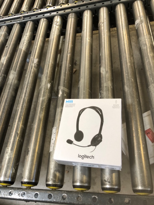 Photo 1 of Logitech H111 Wired Headset, Stereo Headphones with Noise-Cancelling Microphone, 3.5 mm Audio Jack, PC/Mac/Laptop/Smartphone/Tablet - Black