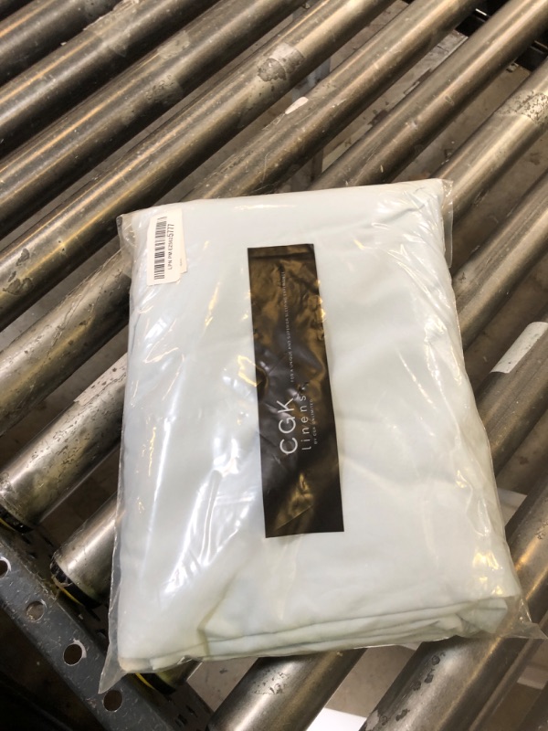 Photo 1 of Twin XL Size Flat Sheet - Hotel Quality Top Flat Bed Sheet Only - Ultra-Soft, Breathable & Cooling - Fade & Wrinkle Free - Easy-Care, Stain & Shrink Resistant Bedding - Easy-Fit & Oeko-Tex - Ice Blue