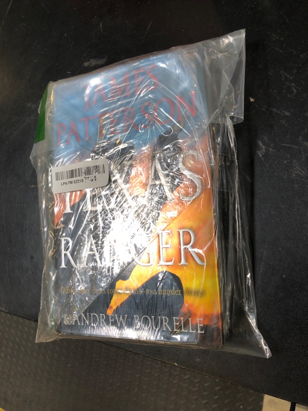 Photo 1 of Texas Ranger (A Texas Ranger Thriller, 1)