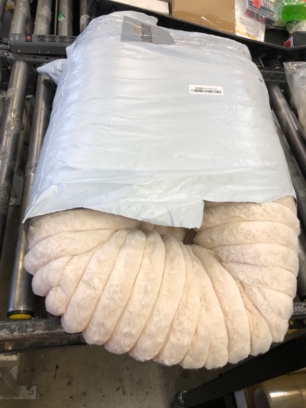 Photo 1 of Bedsure Donut Medium Dog Bed - Washable Faux Fur with Corduroy Fleece & Anti Slip Bottom, Round Pet Bed with Removable Cover, Cream, 30x30x8 inches
