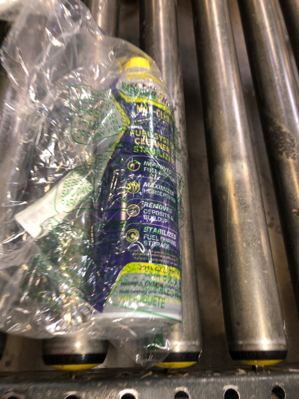 Photo 1 of Royal Purple Max-Clean Fuel System Cleaner and Stabilizer 11722 20 Ounce