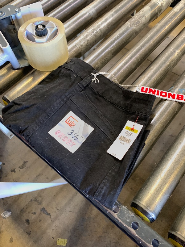 Photo 1 of Unionbay Women's Delaney Stretch 3.5" Inseam Short, Black, 17