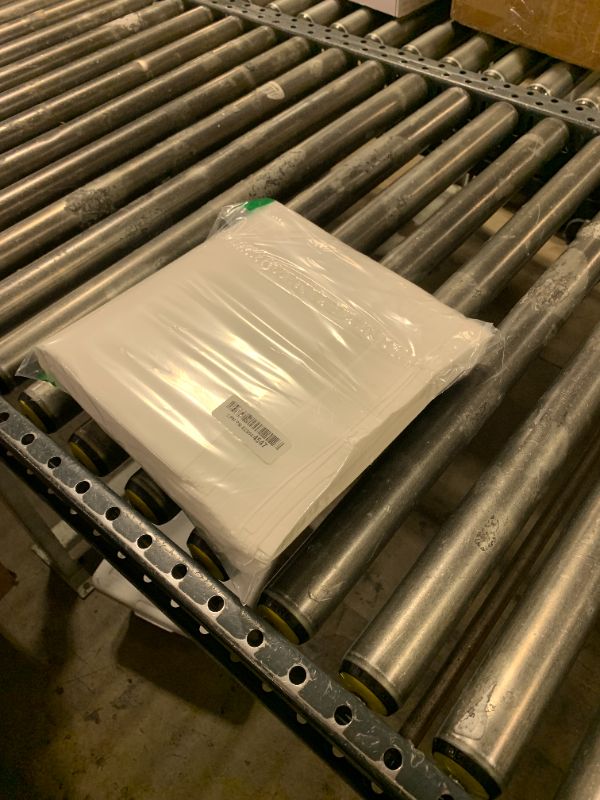 Photo 1 of 100PCS Bird Cage Liner Papers, Disposable Cage Paper Liners Precut Absorbent Cushion Pad Mat Accessories for Pet Bird Parrot (White)