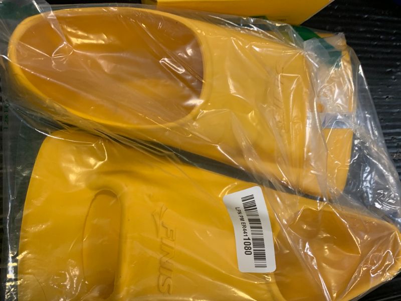 Photo 1 of FINIS Youth Zoomer Fins, Yellow Gold - Size G