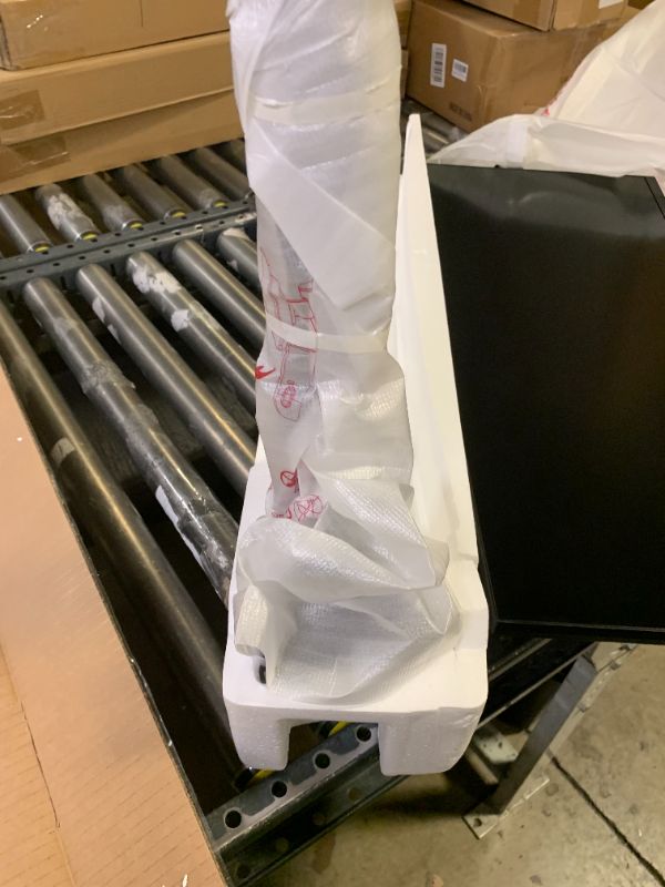 Photo 1 of MISSING POWER CORD / SOLD FOR PARTS **** LG UltraWide QHD 34-Inch Curved Computer Monitor 34WQ73A-B, IPS with HDR 10 Compatibility, Built-In-KVM, and USB Type-C, Black