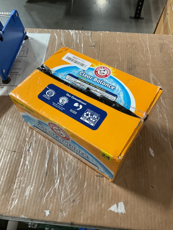 Photo 1 of ARM & HAMMER Clear Balance Swimming Pool Alkalinity pH Maintenance Tablets, White, 1 Pack, 24 Count