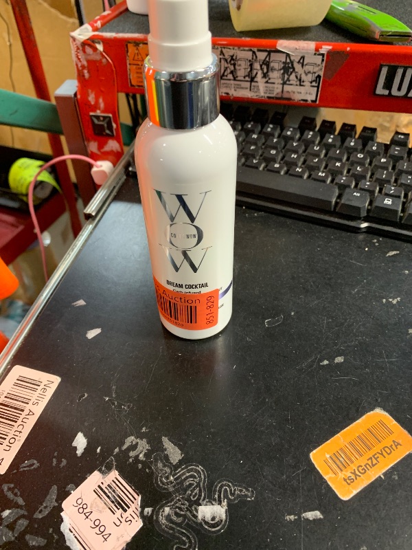 Photo 1 of *** nonrefundable ***COLOR WOW Dream Cocktail Carb Infused Leave-in Treatment – Transform Thin Hair to Thick & Full | with Heat Protection