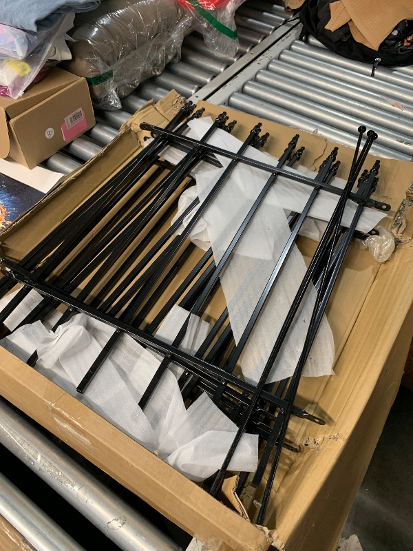 Photo 1 of (PARTS) (NOT A COMPLTE SET) ARIFARO Decorative Metal Garden Fence 28" high x 22" Wide 5 Pack, Animal Barrier for Dog Pet,Border Garden Fencing for Outdoor Patio Lawn Yard Flower Bed