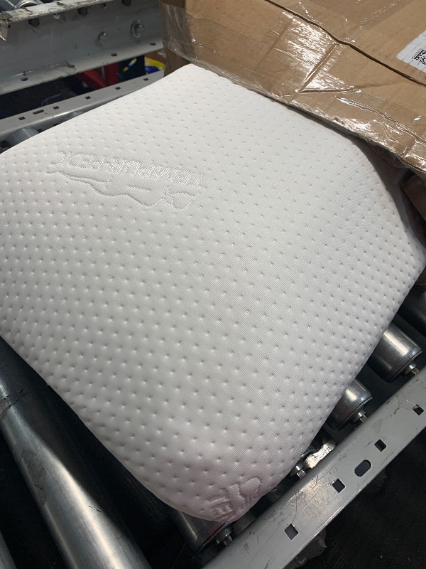 Photo 1 of ( 1 PILLODW) Tempur-Pedic Memory Foam Symphony Pillow Luxury Soft Feel, Standard, White