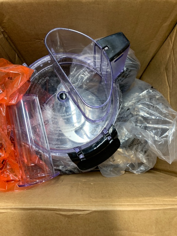 Photo 1 of (broken clip) Hamilton Beach Stack & Snap Food Processor and Vegetable Chopper, BPA Free, Stainless Steel Blades, 12 Cup Bowl, 2-Speed 450 Watt Motor, Black (70725A)