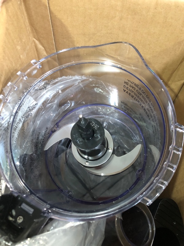 Photo 1 of (broken clip) Hamilton Beach Stack & Snap Food Processor and Vegetable Chopper, BPA Free, Stainless Steel Blades, 12 Cup Bowl, 2-Speed 450 Watt Motor, Black (70725A)